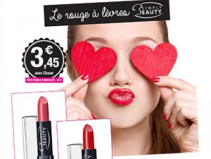 Bons plans maquillage en kiosque: rouge à lèvres avec Closer